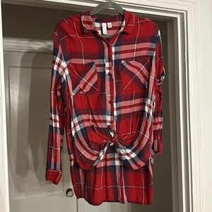 Red plaid lightweight flannel
